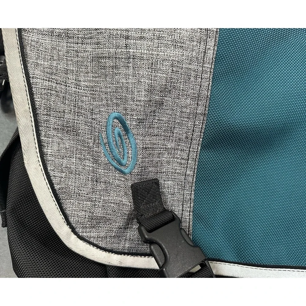 Timbuck2 Classic Messenger Bag Waterproof Adjustable Crossbody Interior Pockets